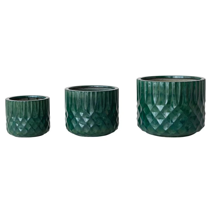 Lightweight Indoor/Outdoor Planters with Drainage Holes
