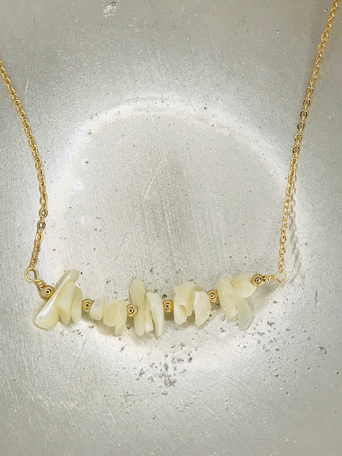 Madre Perla Stone Gold Necklace