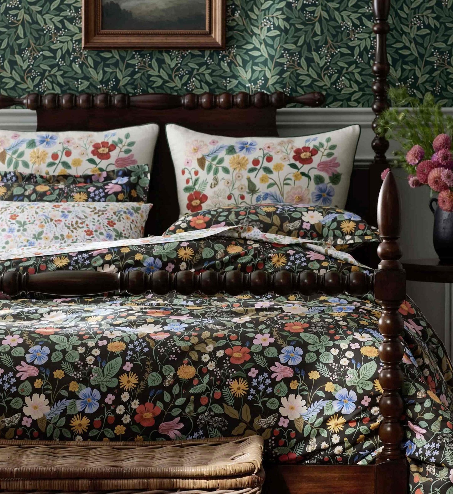 Percale Fitted Sheet - Strawberry Fields White