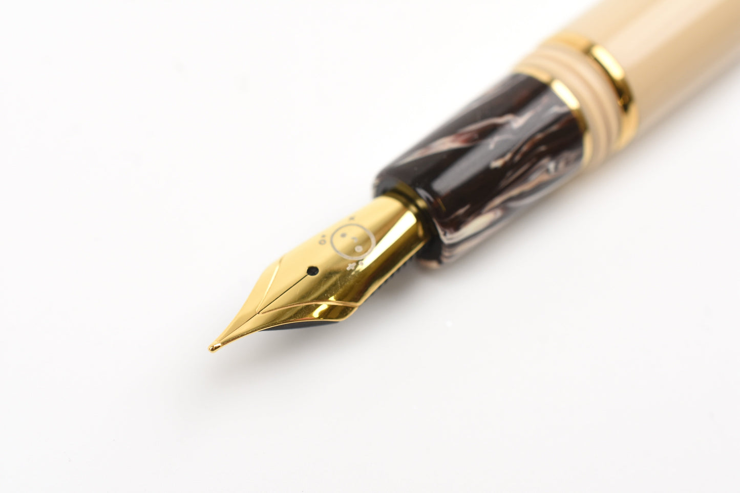 Esterbrook x TheCoffeeMonsterzCo Estie Fountain Pen - Gold Trim - Limited Edition
