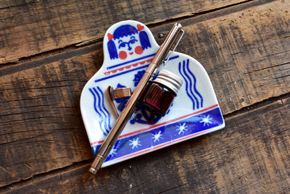 Classiky - kata kata Small Dish - Kokeshi Doll