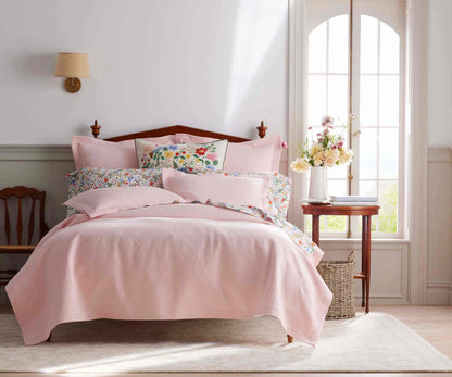 Matelassé Coverlet Sham - Laurel Soft Pink