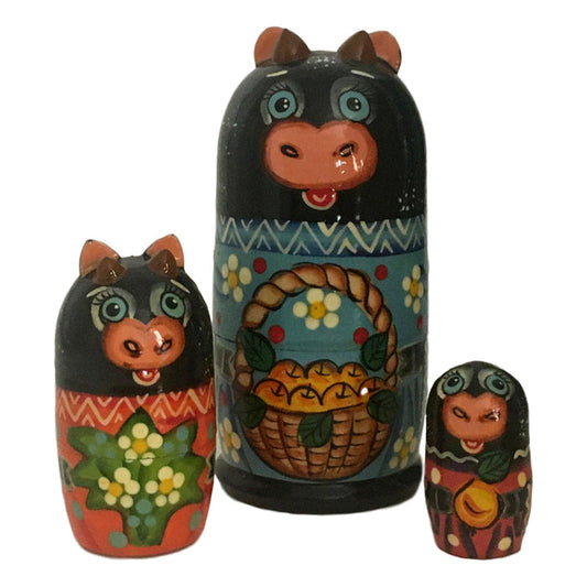Bull nesting dolls