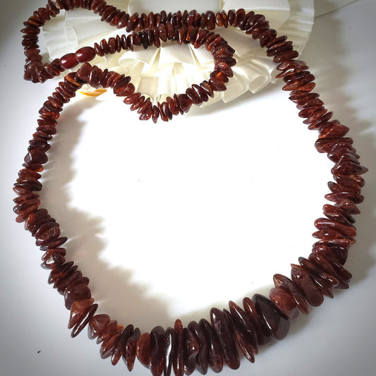chip & nugget cognac natural amber necklace