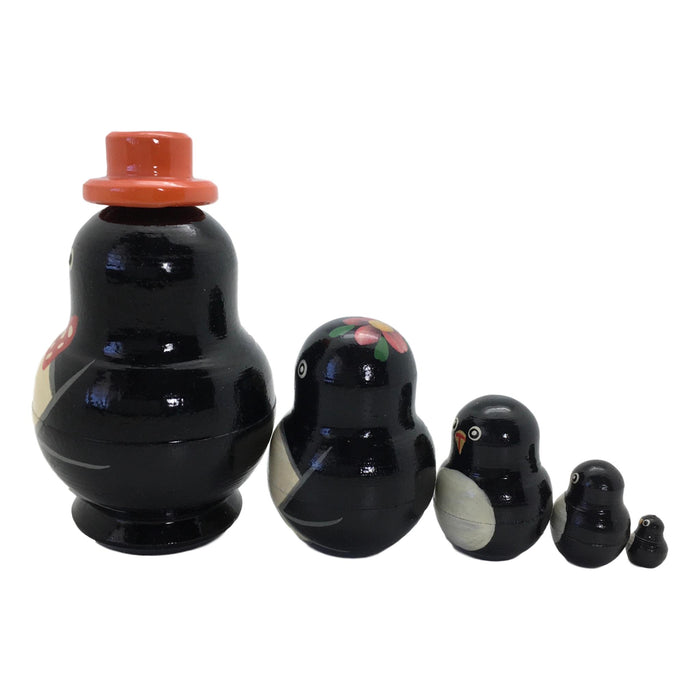 Animal nesting dolls