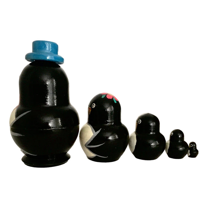 Penguin nesting dolls