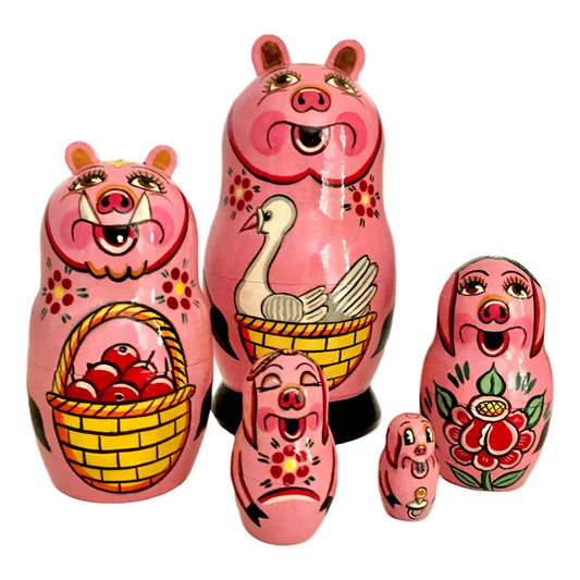 Pig nesting dolls