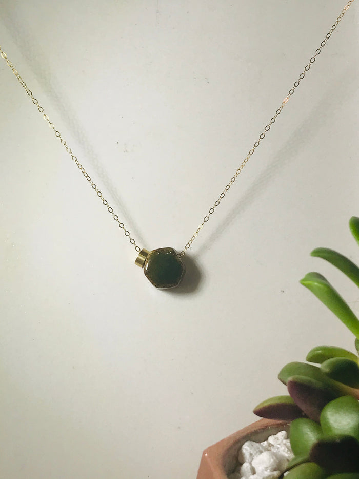 Geometric / Browm/Dark Green