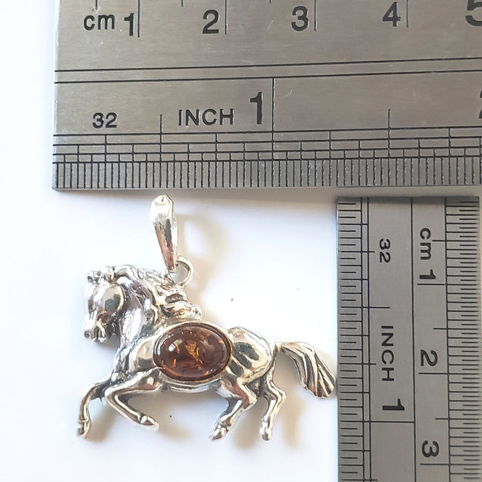 silver horse pendant