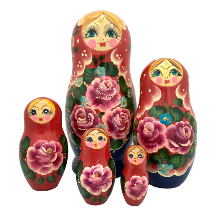 Red nesting dolls
